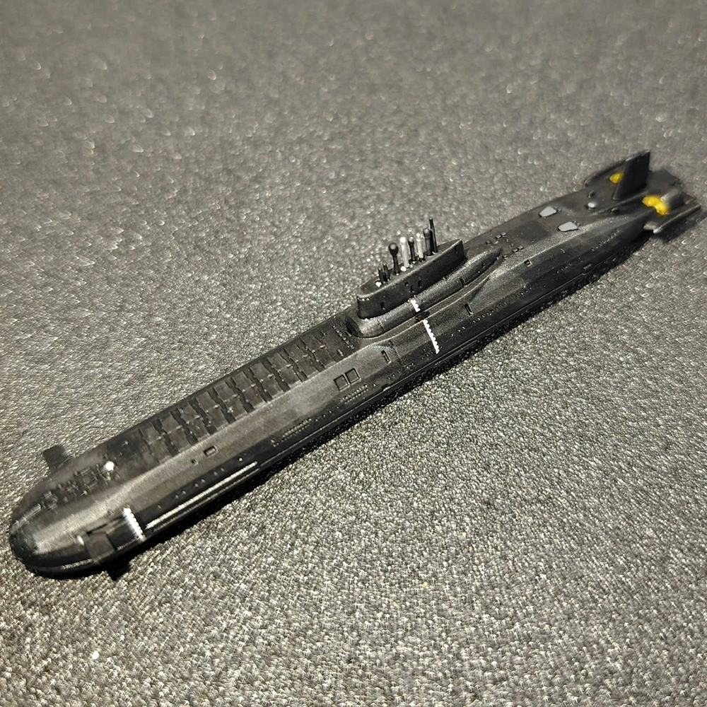 

Модель атомной подводной лодки класса «Тайфун» в масштабе 1:2000, 8 см, ручная работа, с изысканными деталями, статическая модель корабля, игрушечная модель военного корабля