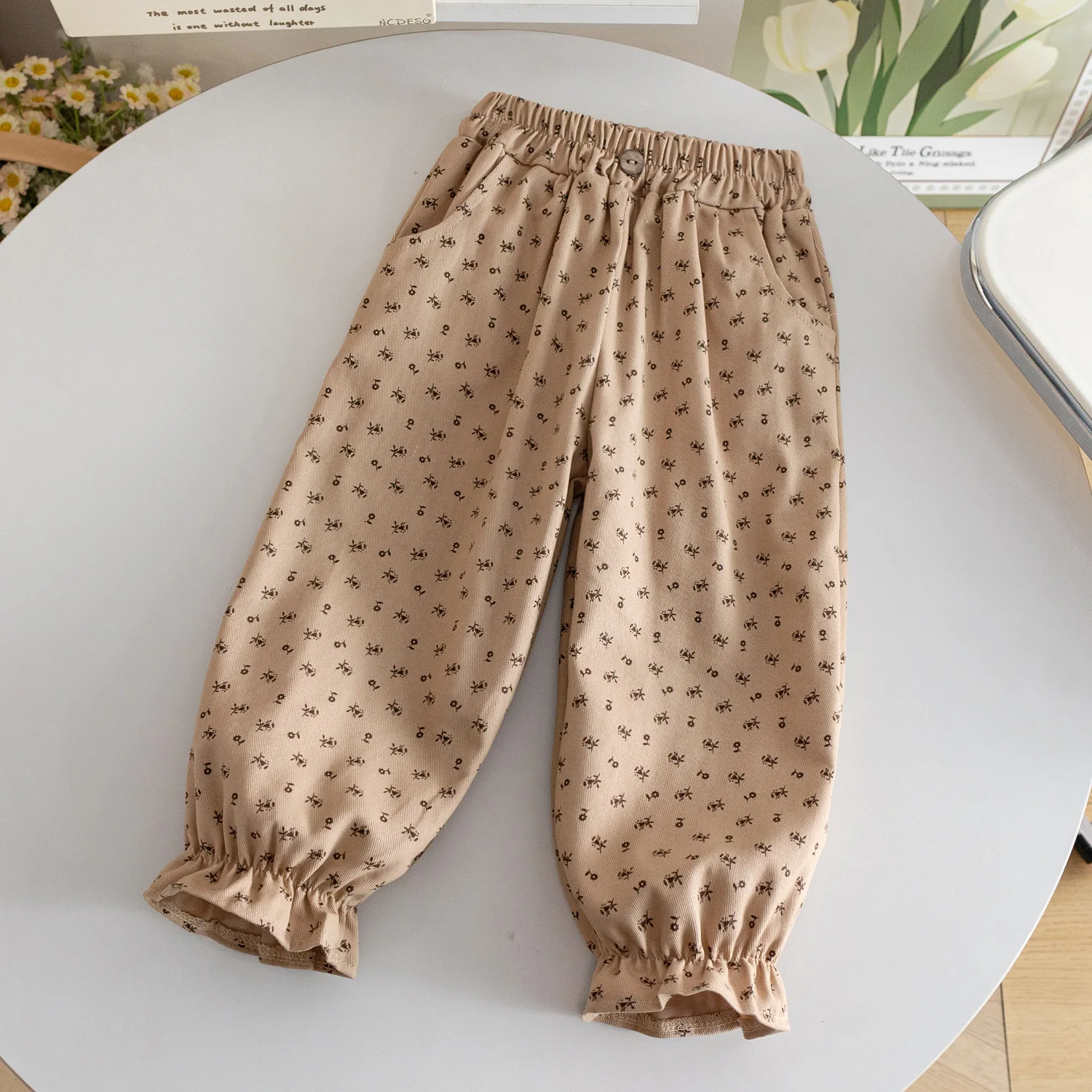 الفتيات جديد 2025 الخريف السراويل واسعة الساق الكورية الأزهار مستقيم الساق السراويل الربيع والخريف السراويل الأطفال Sweatpants