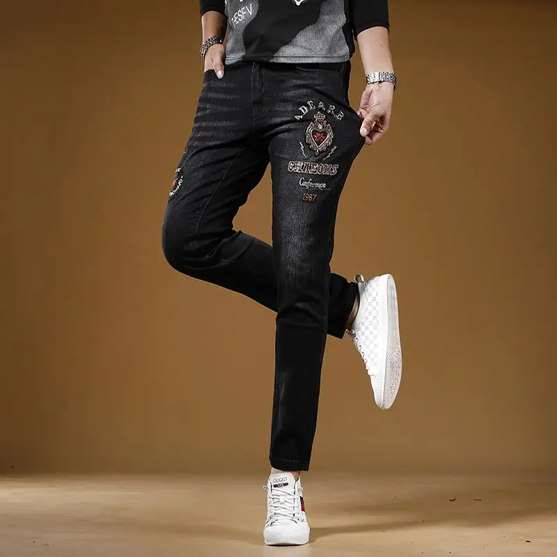 High Quality Men’s Black Stretch Denim Pants,Classic Embroidery Decors Jeans,Slim-fit Korea Version Casual Jeans,Street Jeans .