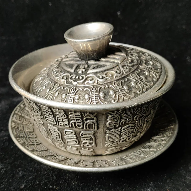 

Appreciation and collection of ancient handicrafts, silver ornaments, silver teacups and patina