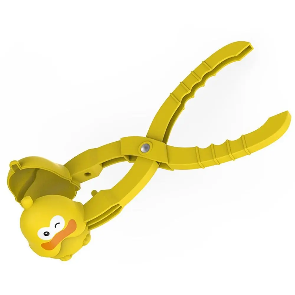 New PP Snowball Clip Multi-shape Kids Toys Snowball Maker Cartoon Snowball Tool Snow Grasping Clamps Winter