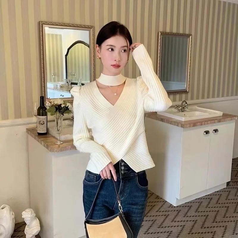 

Design sense hanging neck v-neck sweater for women autumn and winter 2023 solid long sleeve casual sweater pullover female tops