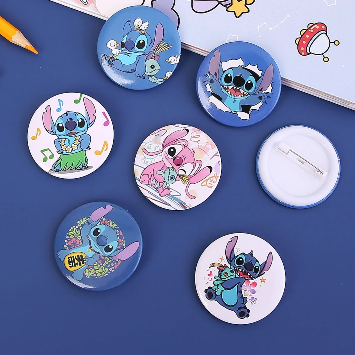 Disney Anime Cute Stitch Round Badge Clothing Fashion Brooch Pin Pin Student Children Bag Pendant Decoration Accessories