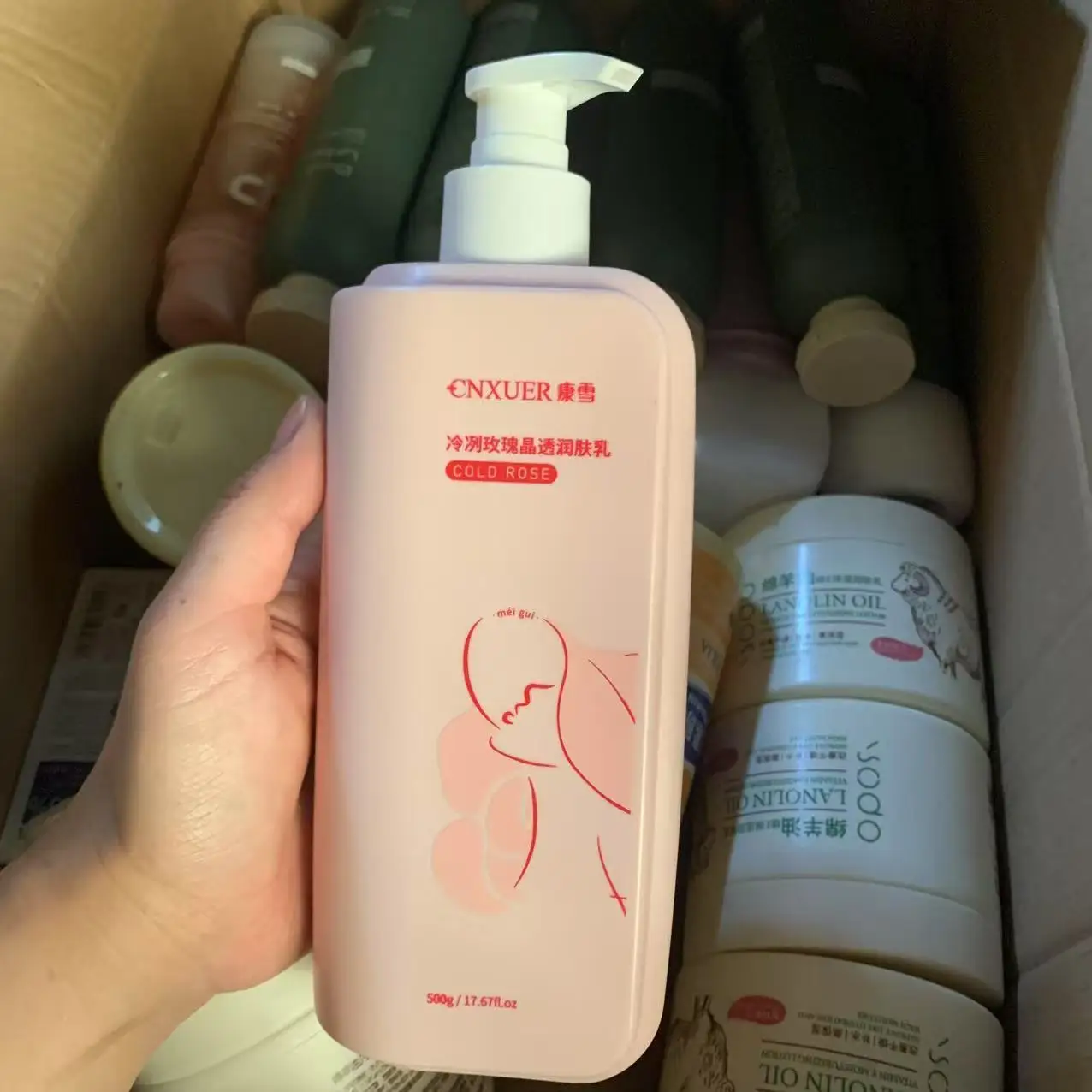 

​ ​ Парфюмированный лосьон для тела Rose, интенсивная влажность и восстановление сухости для женщин, стойкий аромат ​