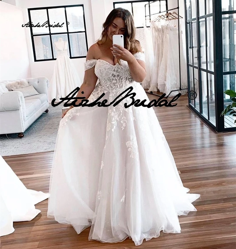 Off the Shoulder Plus Size Wedding Dress A-Line Sweetheart Floor Length Lace Appliques Charming Pleat Women Big Bridal Gown