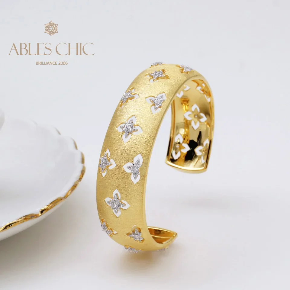 Gold Tone 925 Silver Silky CZ Clover Open Bracelet Vintag Stars Pattern Matt Flower Curved Bangle Renaissance Cuff Fine Jewelry