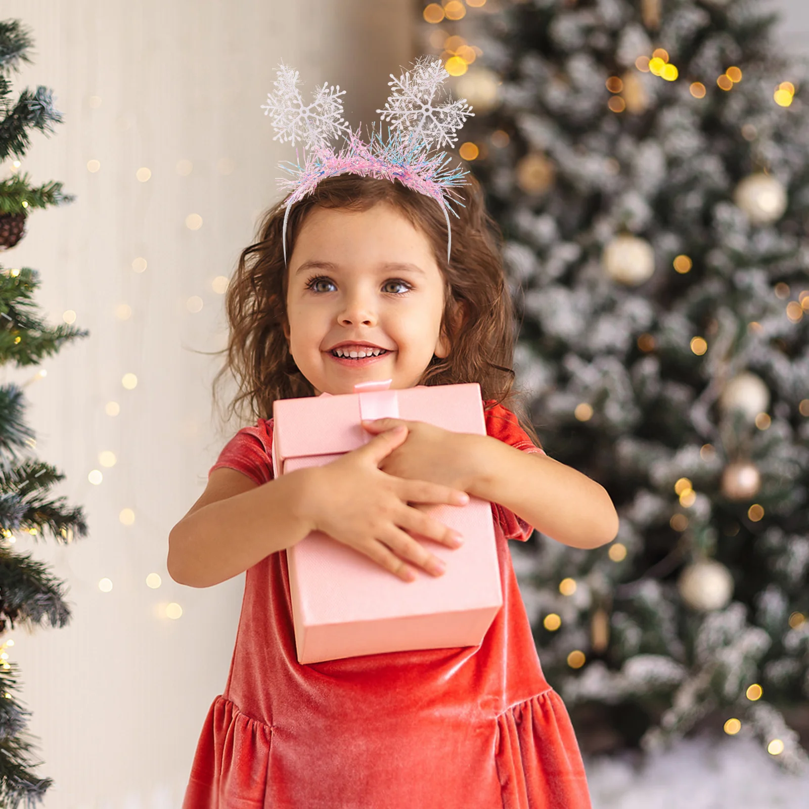 

4Pcs Snowflake Headbands Christmas Headdress Holiday Headwear Sparkling Tinsel Xmas Party Decor Comfortable Fit Kids Winter