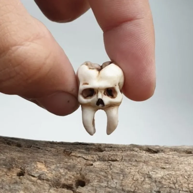 2024 Goth Skull orecchini Halloween fatti a mano fai da te teschio dente orecchini a cerchio resina stile Punk gotico gioielli Horror scuro regalo donna