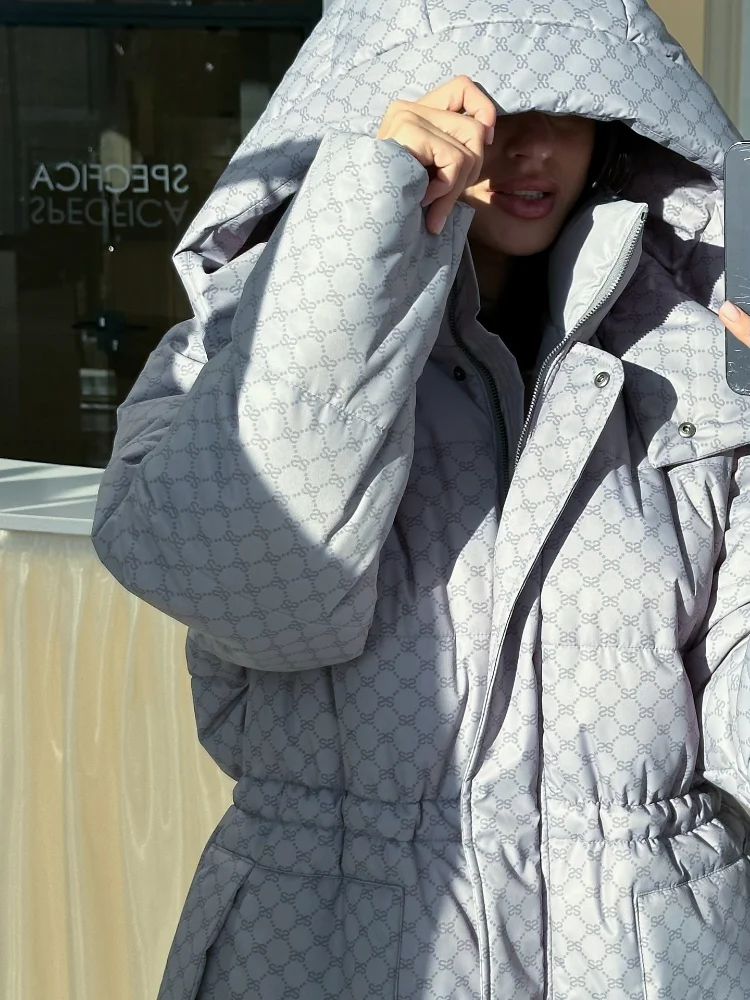 طباعة مقنعين سترة النساء الملابس الاتجاه سستة سترات منتفخة أسفل معاطف القطن تصميم 2025 خمر يندبروف الثلوج