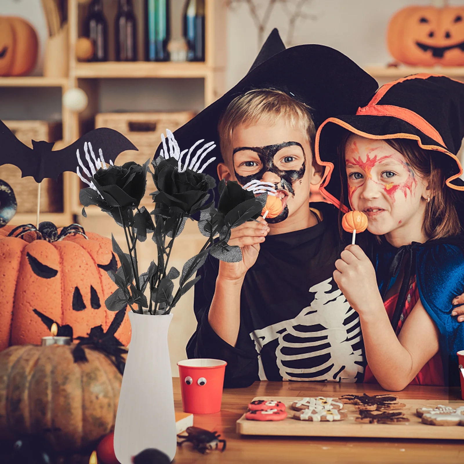 

5Pcs Realistic Hand Rose Prop Halloween Party Flower Decoration Creepy Photo Prop for Haunted House and Room Decor