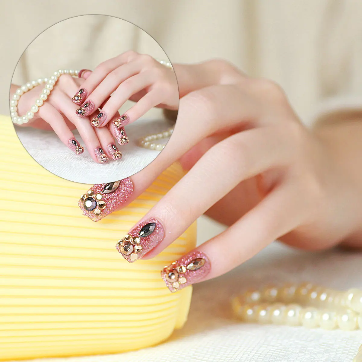 

24pcs False Nails Detachable Women Nail Art Accessories Girls Bride Fashion Creative Non Toxic Safe Comfortable DIY Home Salon