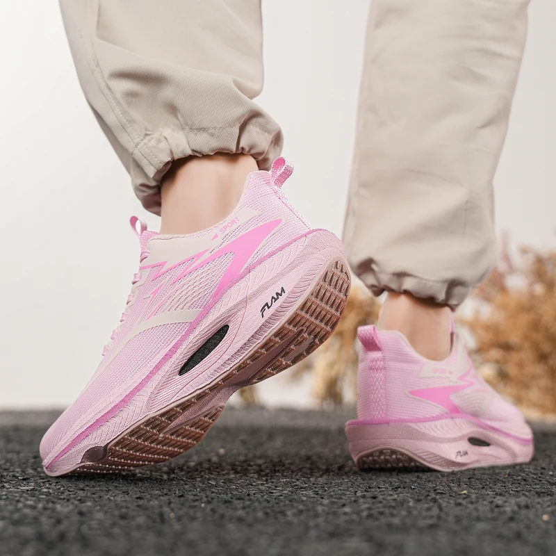 Herren-Freizeitsportschuhe, neue Rennschuhe mit Farbverlauf und Carbonplatte, atmungsaktive Fly-Knit-Mesh-Dämpfung, rutschfeste Schuhe für Herren und Damen, Outdoor-Sportschuhe für morgendliches Lauftraining. – Detail 19