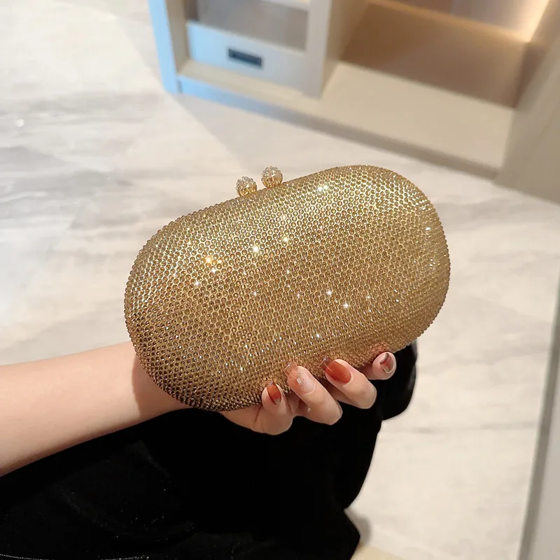 Luxury Diamonds Women Clutch 2023 Elegant Rhinestone Ladies Evening Bag 4 Colors Bling Shiny Wedding Party Female Handbag Chain