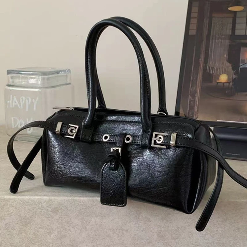 2025-nouveau-dans-ceinture-decoration-chaine-Epaule-bandouliere-livraison-rapide-fourre-tout-moto-bike-commuting-sacs-pour-femmes-de-luxe-designer-sac-A-main-et-sacs-A-main