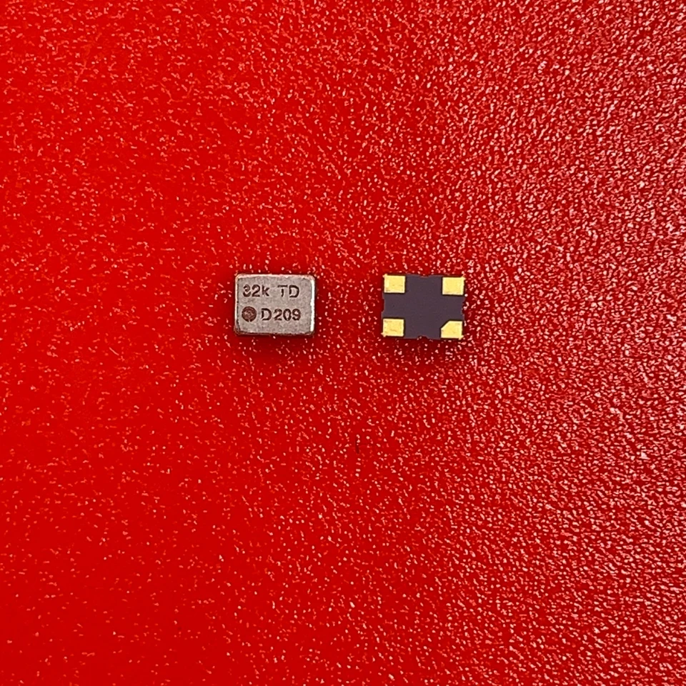 10PCS/ KDS DSK321STD 32.768KHZ temperature subsidy crystal