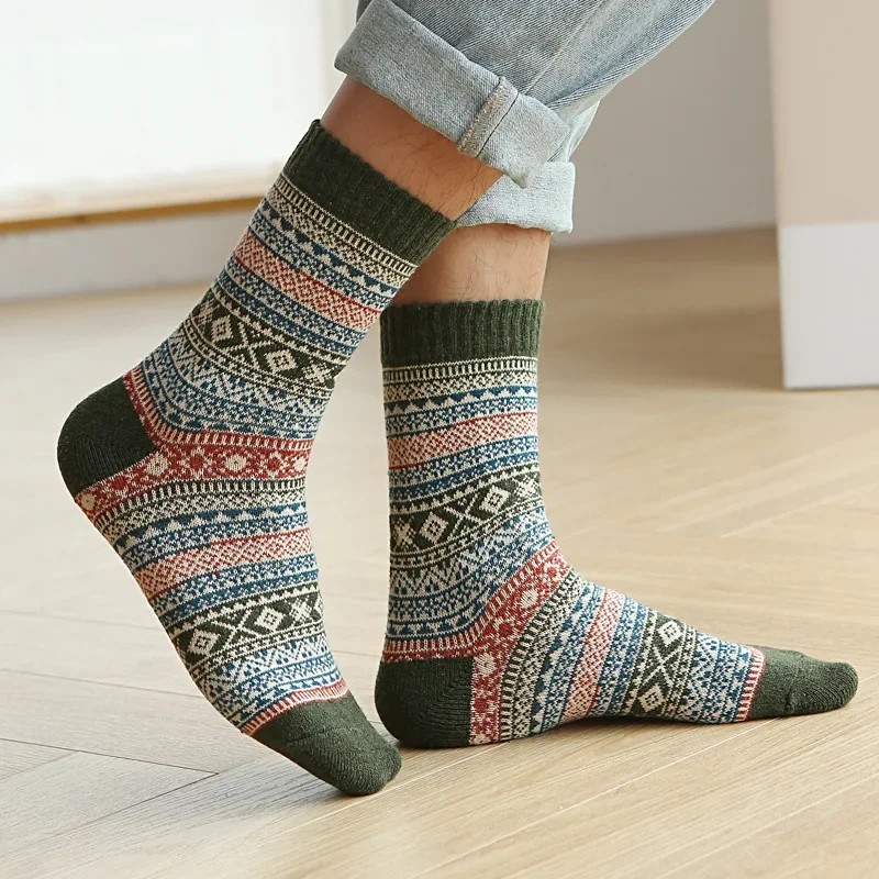 Japanese Retro Man Thickened Warm Socks Autumn Winter Geometric Style Striped Woolen Socks For Men Scandinavian Socks Stocking