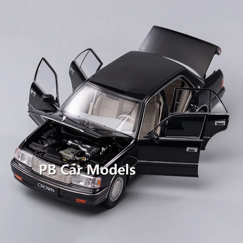 1: 18 KengFai 10th generation simulation car model suitable for Crown 155 CROWN alloy