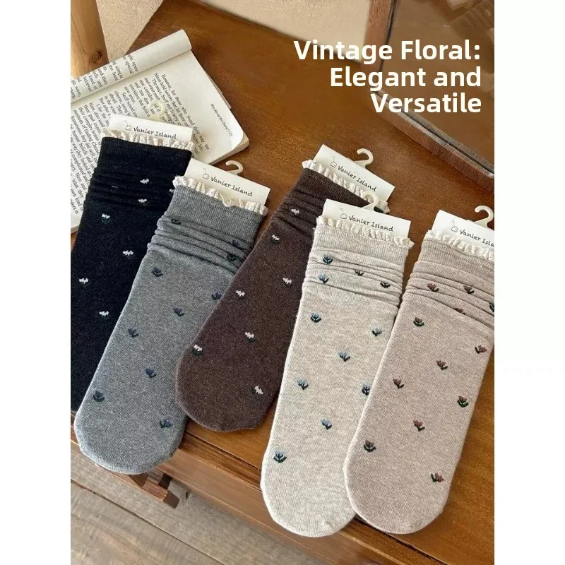 Retro Floral Print Women's Socks Spring Autumn Combed Cotton Mid-Calf Socks to Match  Shoes Home Fashion