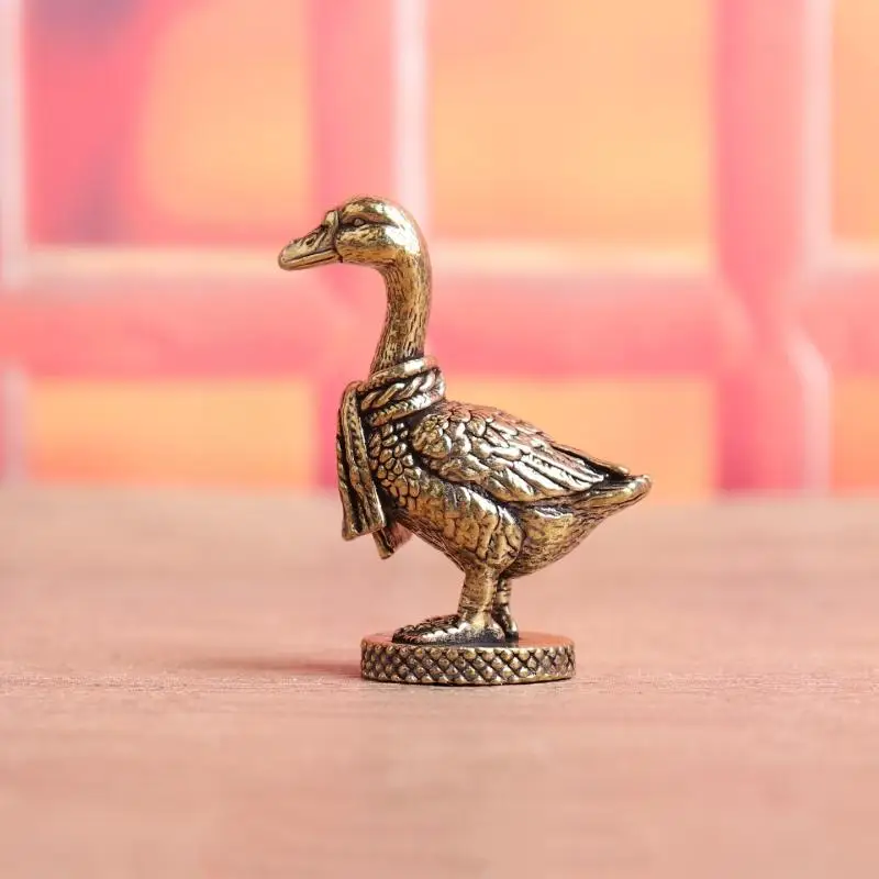 Eco-friendly Pure Copper Small Scarf Goose Tea Pet Ornament Ancient Brass Figurine for Family Gift Decor