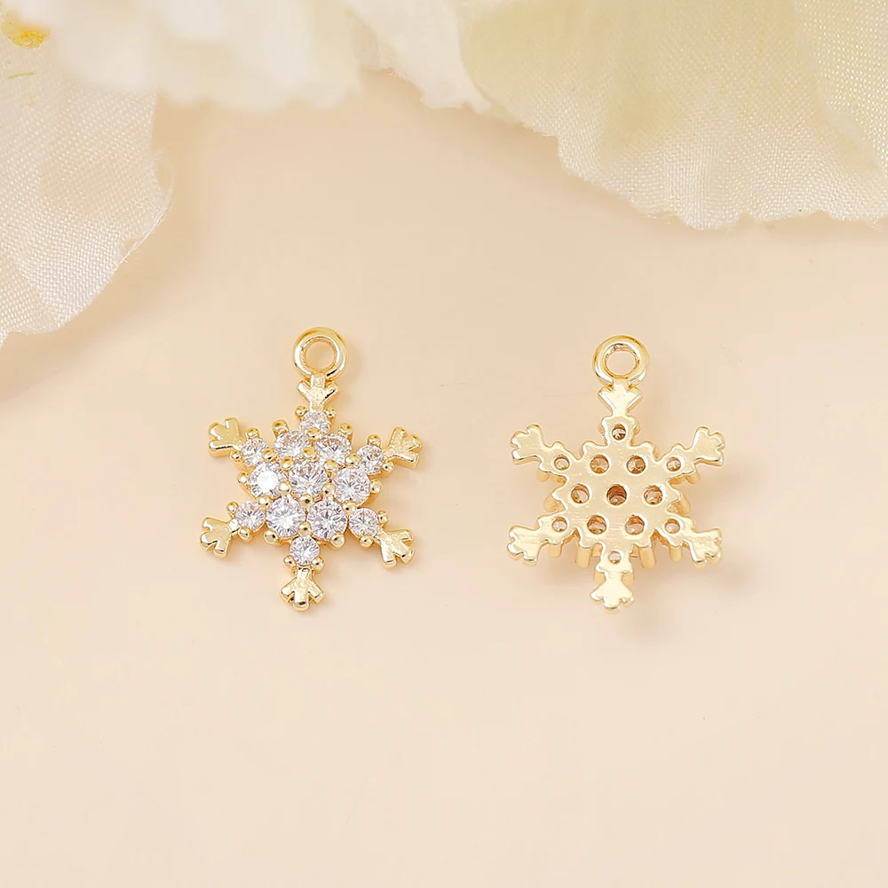 Factory Wholesale Gold Color Brass Zircon Snowflakes Charms Pendants Necklace and Bracelet Earring Diy Jewelry Accessories Parts