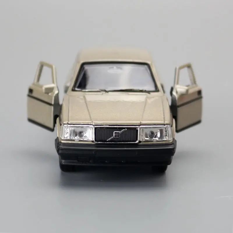 1:36 alloy pull back 240GL vintage car model,original packaging toy gifts,2-door car children's toys,wholesale