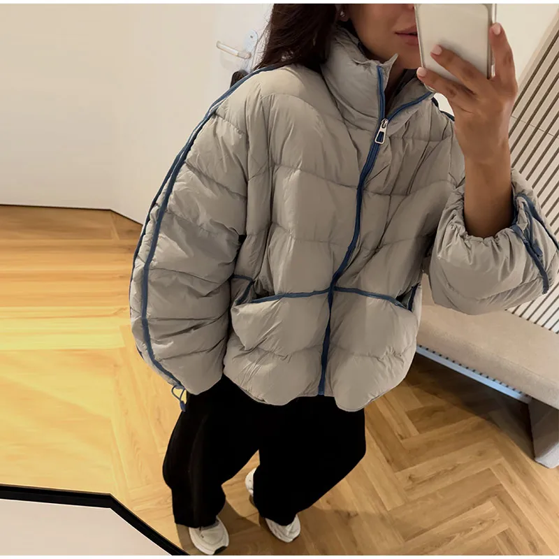 Modische Damen Creme Glänzende Pufferjacke 2026 Winter Abnehmbare Kapuze Reißverschluss Taillengürtel Gesteppte Flauschige Gemütliche Winterjacke – Detail 4