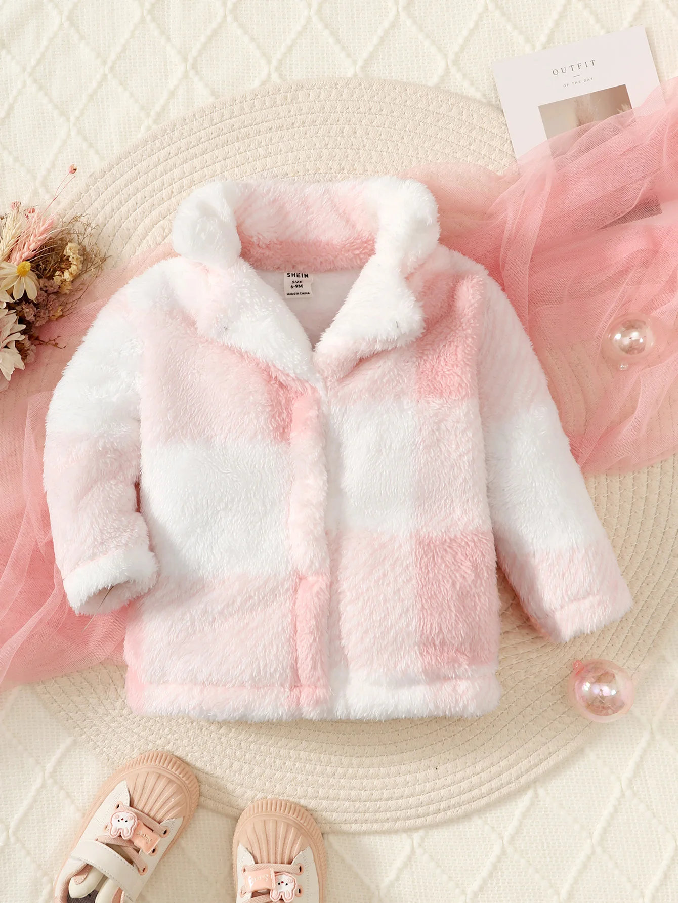 Autumn And Winter Female Baby Temperament Comfortable Coat Stand Collar Long Sleeve Gradient Pink Wool Baby Girl Fashion Top