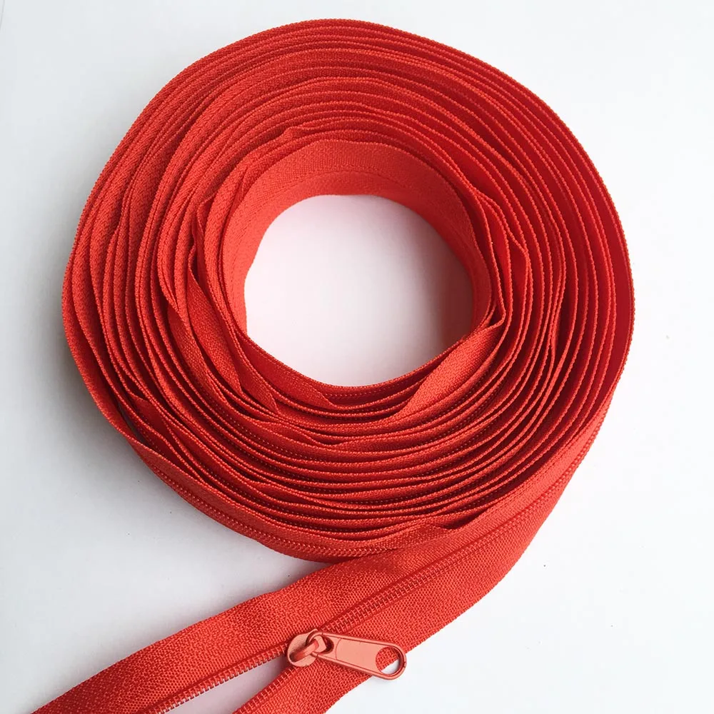 سحاب 3 #    بسحابات لفائف النايلون المترية مع مزلقات بسحاب للمحافظ والحقائب ومشاريع الخياطة الأخرى وإكسسوارات الخياطة بسحاب