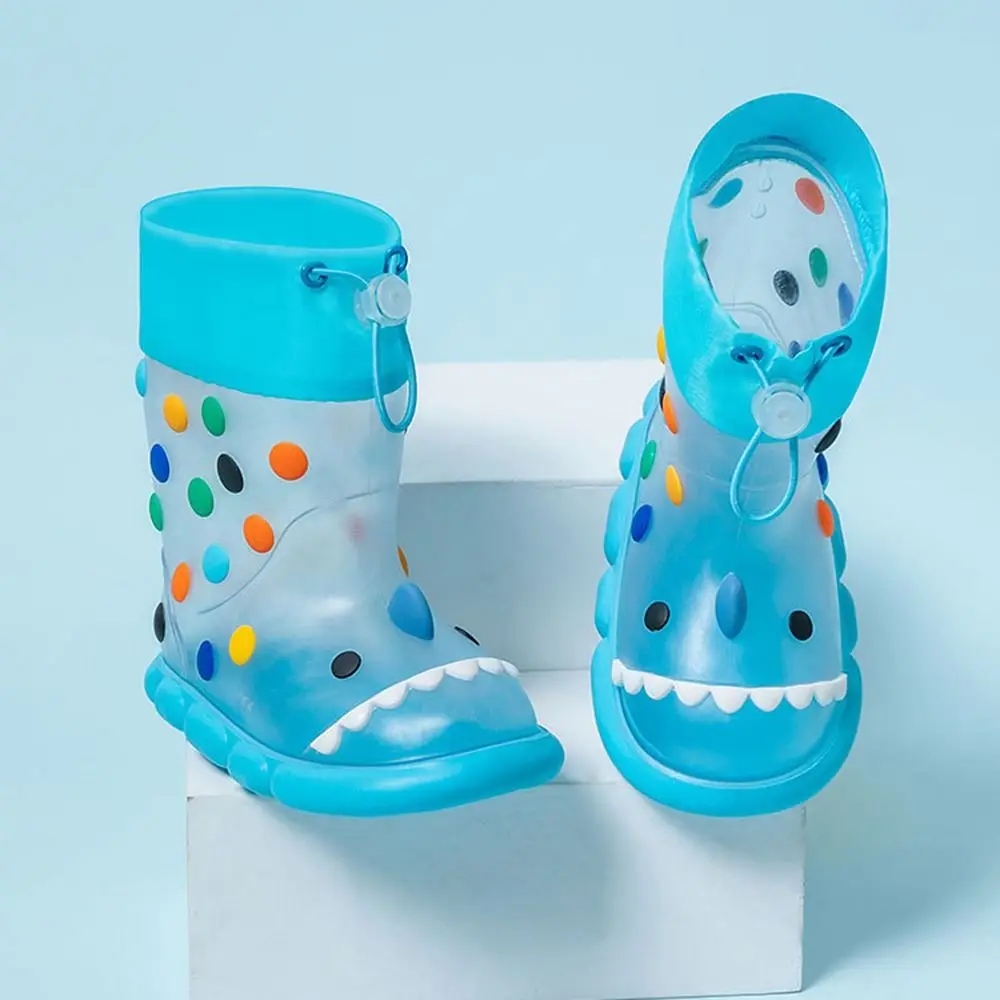 Botas de lluvia de dibujos animados para niños, botas de agua antideslizantes de suela blanda con asas, patrones 3D, zapatos impermeables para niños al aire libre