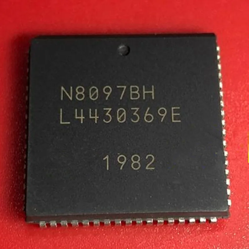 5шт N8097BH plcc68