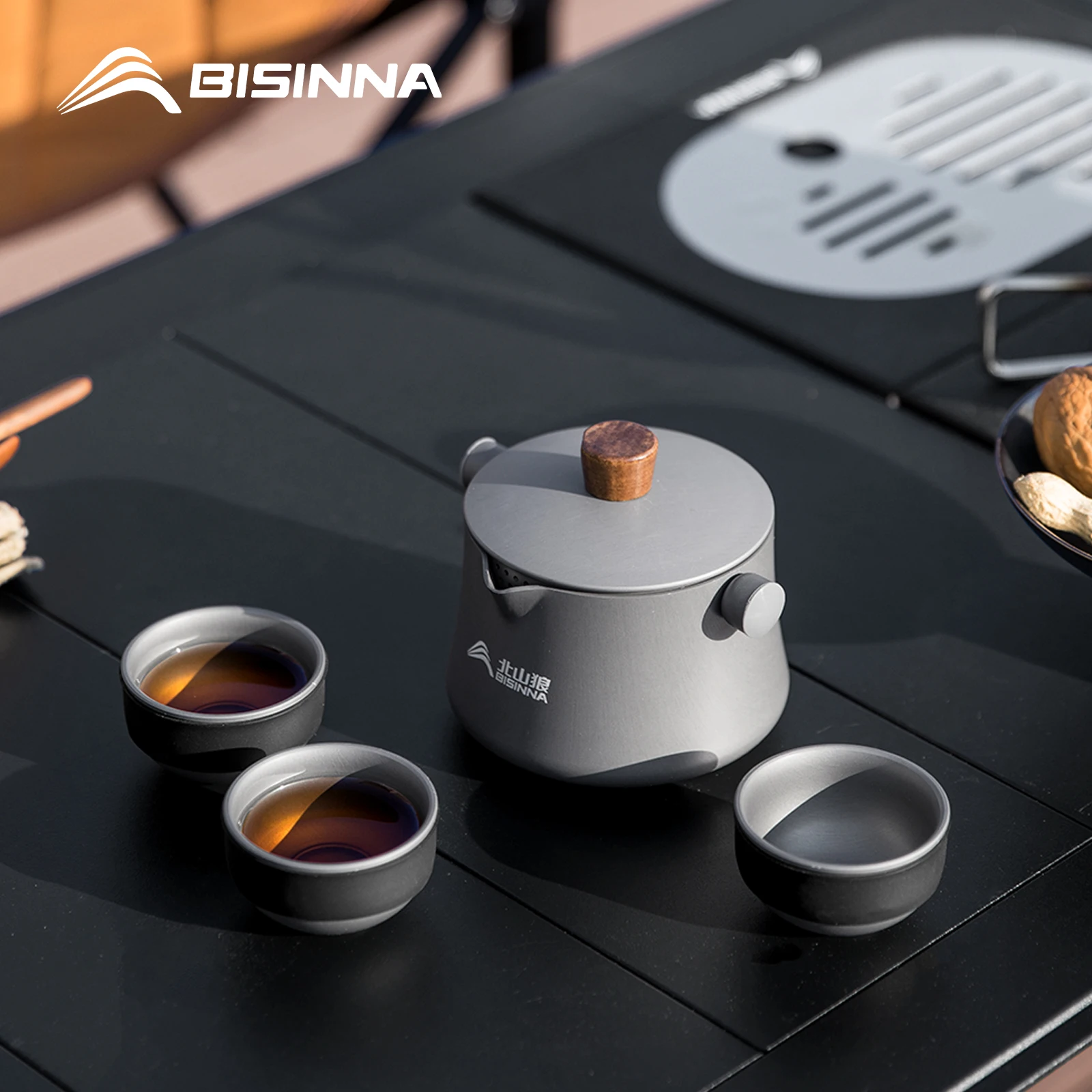 BISINNA Tragbares Reise-Teeset, eine Teekanne und drei Teetassen mit Tragetasche, aus Aluminiumlegierung, zusammenklappbar, für Camping und Picknick