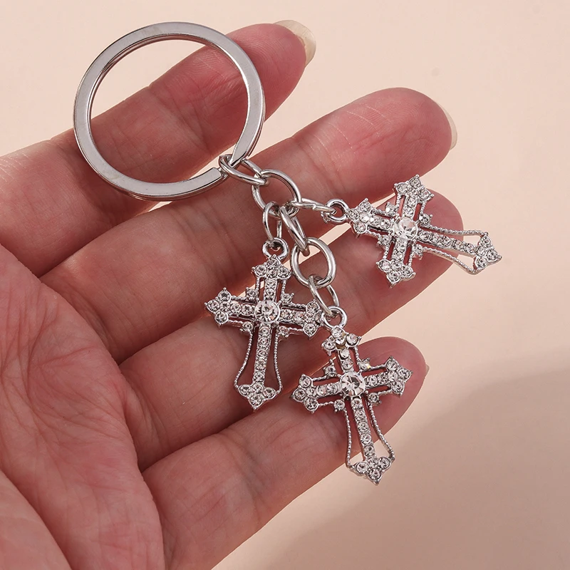 Aihua Schillernder Kristall-Kreuz-Schlüsselanhänger für Damen und Herren, goldfarben, religiöser Jesus-Kruzifix-Schlüsselanhänger, christlicher Schmuck – Detail 1