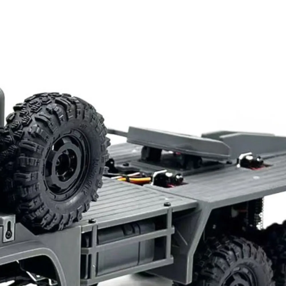 

8*8 RTR 1/18 Военный грузовик с дистанционным управлением 280 Матовый двигатель Лебедка с пятью колесами Металлический крючок Все колеса Рулевое управление RC Внедорожник
