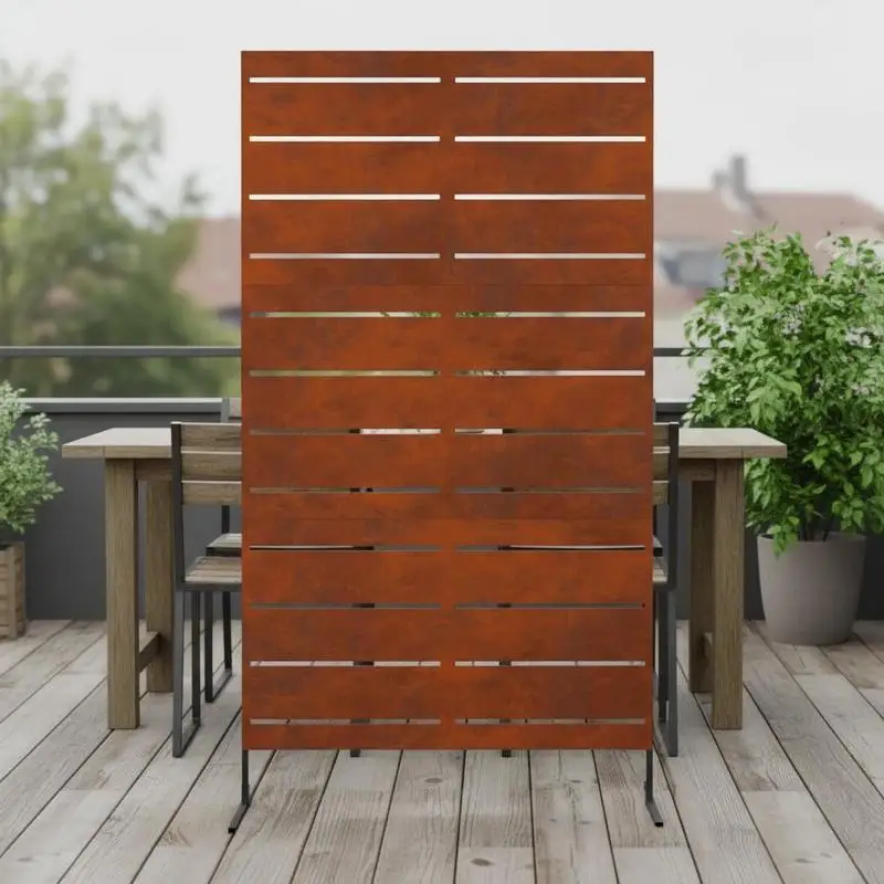 Écran d'intimité extérieur 100x50x180 cm en acier patiné aspect rouillé, motif rayures découpées filtrant la lumière. Structure solide résistante aux intempéries, patine naturelle qui évolue avec le temps, se monte facilement, délimite jardin/terrasse pour plus.
