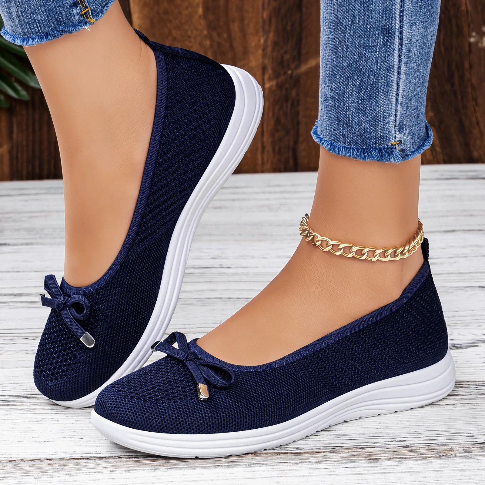 

Women's Slip-On Breathable Soft Sole Casual Loafers Spring Summer Mom Shoes Low Cut Flats Comfortable Walking Shoes Lightweight