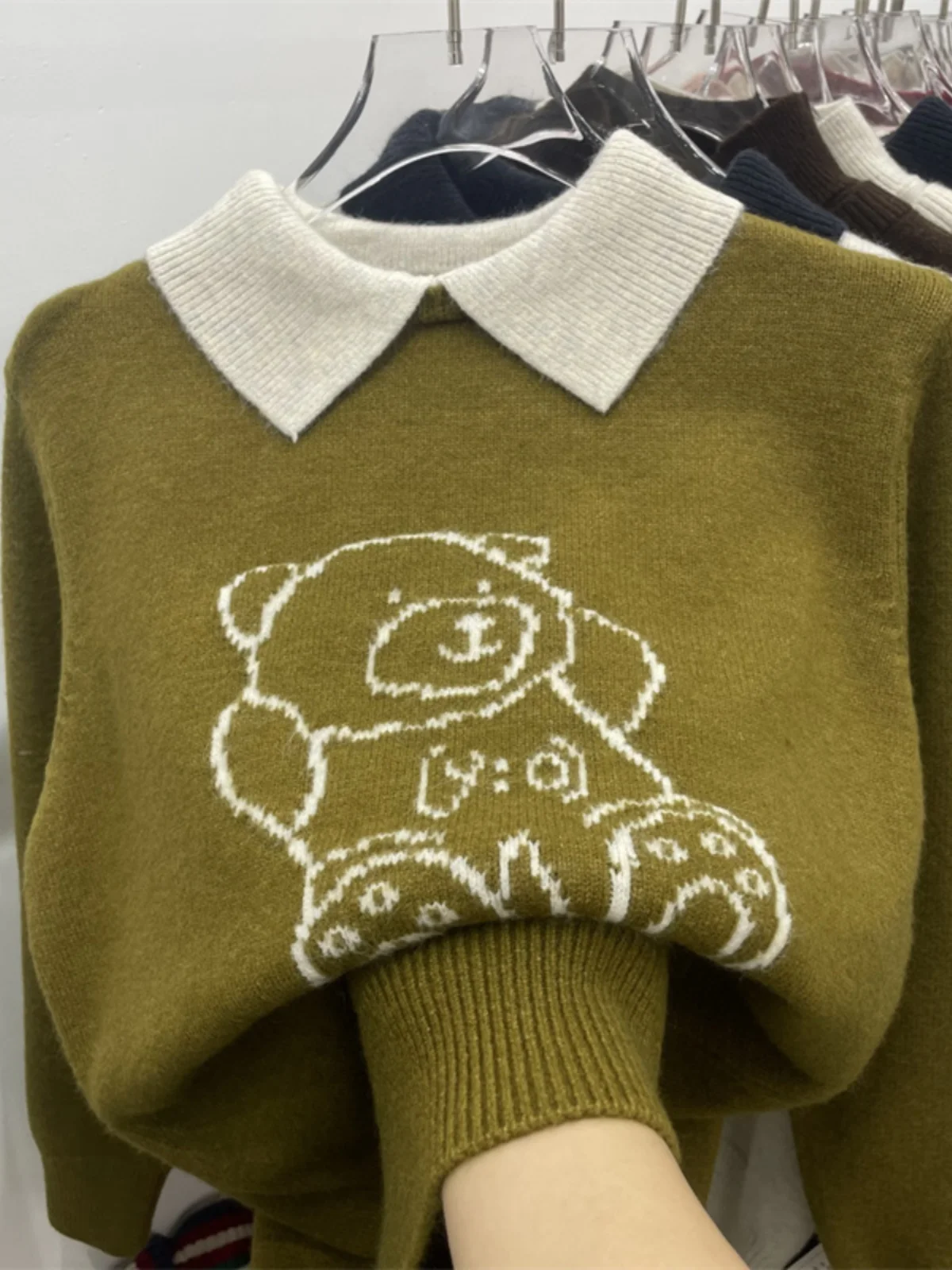 Loose Women's Knitwear Bear Embroidery Overhead Sweater Autumn Winter Faion Anti-Aging  Collar Top plus Size Inner Wear