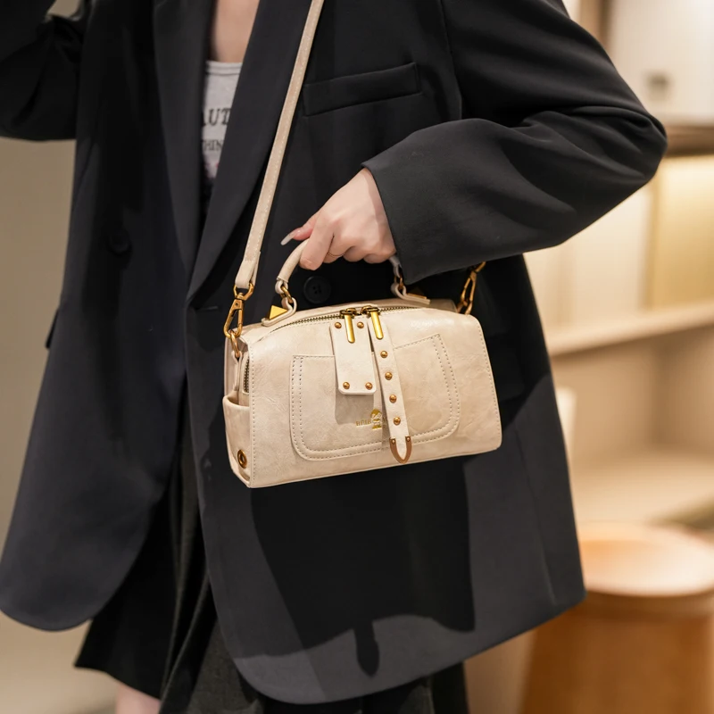 

2025 Women's Large Capacity Crossbody Bag Casual Cartoon Shoulder Handbag Fashion Phone Bag for Women messenger bag