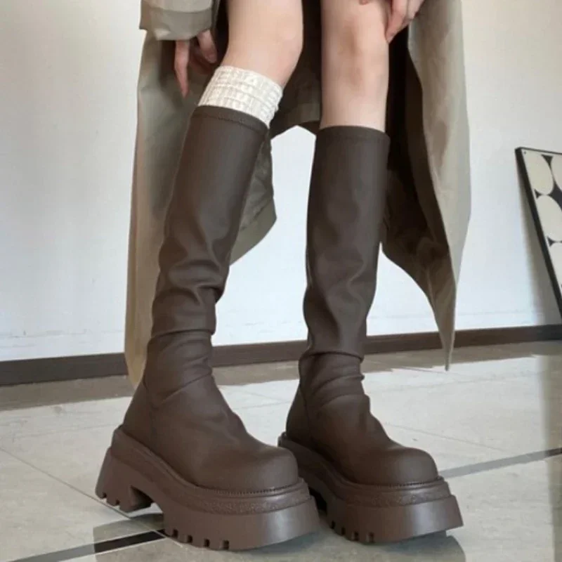 Women Thick Soled Round Toe Thick Heels Fashion Boots Show Slimming Short Boots Are Casual Comfortable Fashionable Versatile