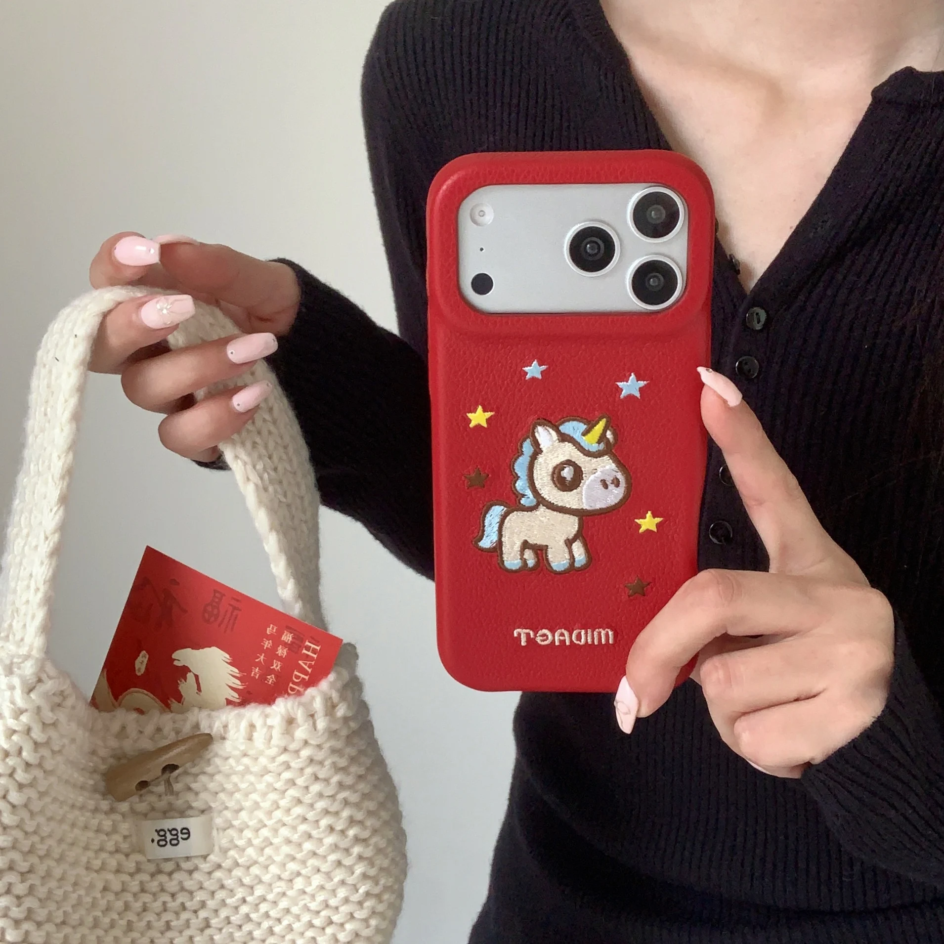 

Чехол для телефона iPhone 17 16 pro max с вышивкой пони 14, персонализированный женский защитный чехол от падения 15