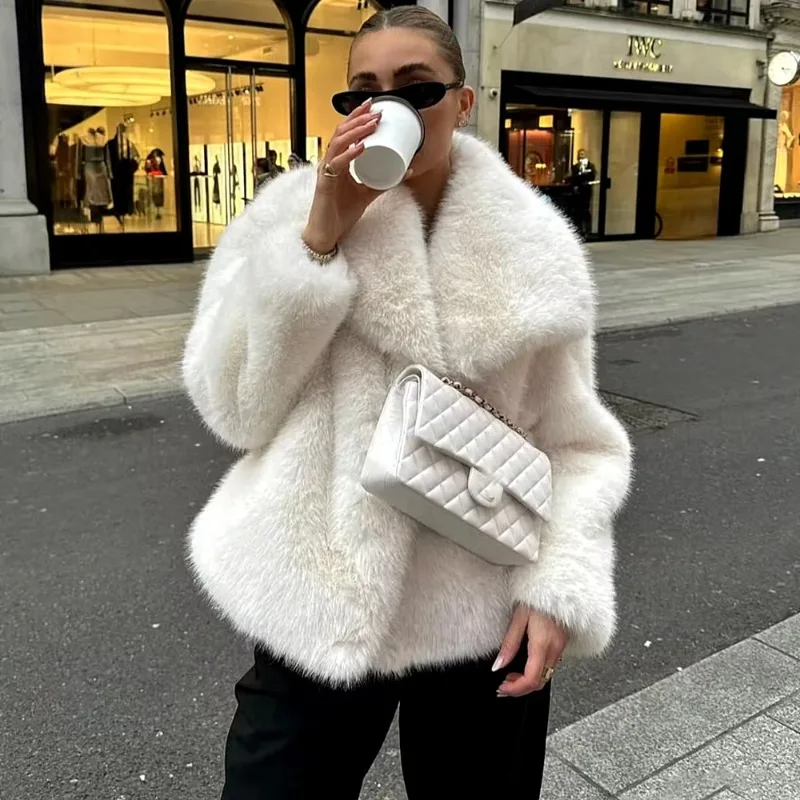 سترات من الفرو السميك باللون الأبيض غير الرسمي من Tuularose بأكمام طويلة ورقبة على شكل V للخريف والشتاء معاطف من الفرو الصناعي موضة 2025 ملابس خارجية