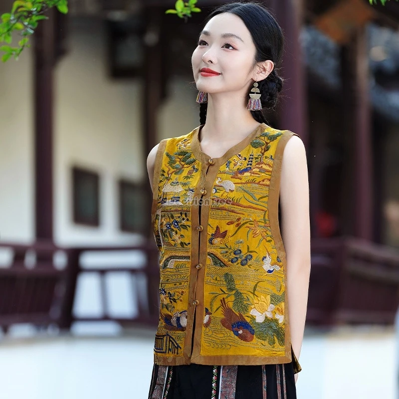 

2025 New Chinese ethnic style retro embroidered waistcoat Tencel satin vest waistcoat sleeveless round collar vest blouse t001