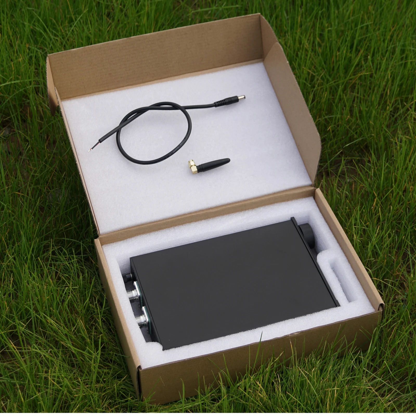 

AMNVOLT ATR1000 1000 Вт 1,8-30 МГц полнополосный радиоприемник 3 режима антенна автоматический тюнер легкий WIFI пульт дистанционного управления поддержка