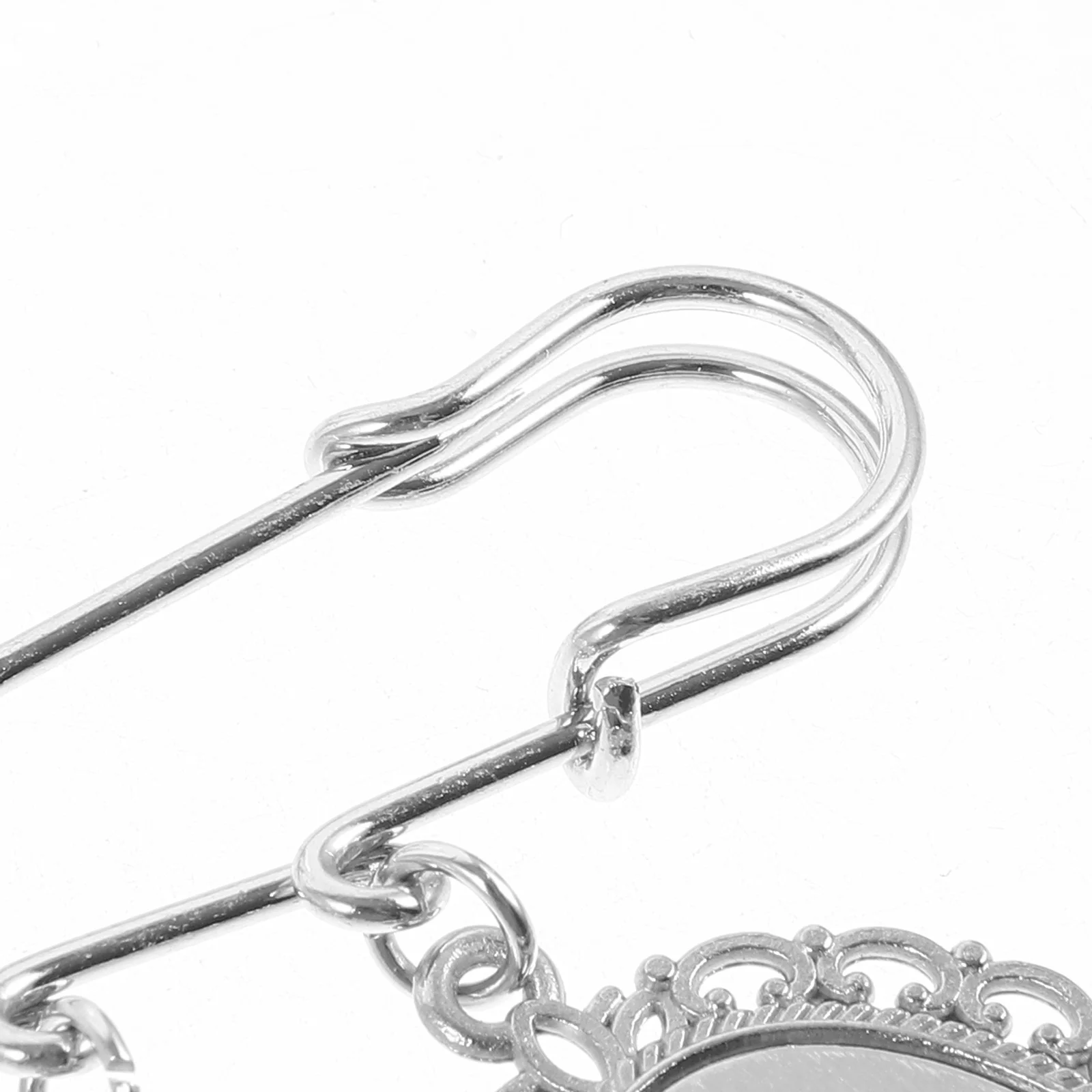 

2Pcs Heat Transfer Printing Brooch Pins Photo Bezels Blank Pendant for DIY Metal Lapel Pin Decoration Brooch Gifts