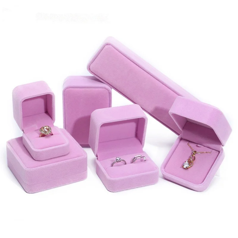 High Quality Pink Velvet Rounded Corner Jewelry Box Ring Earrings Necklace Pendant Bracelet Pearl Necklace Jewelry Gift Box