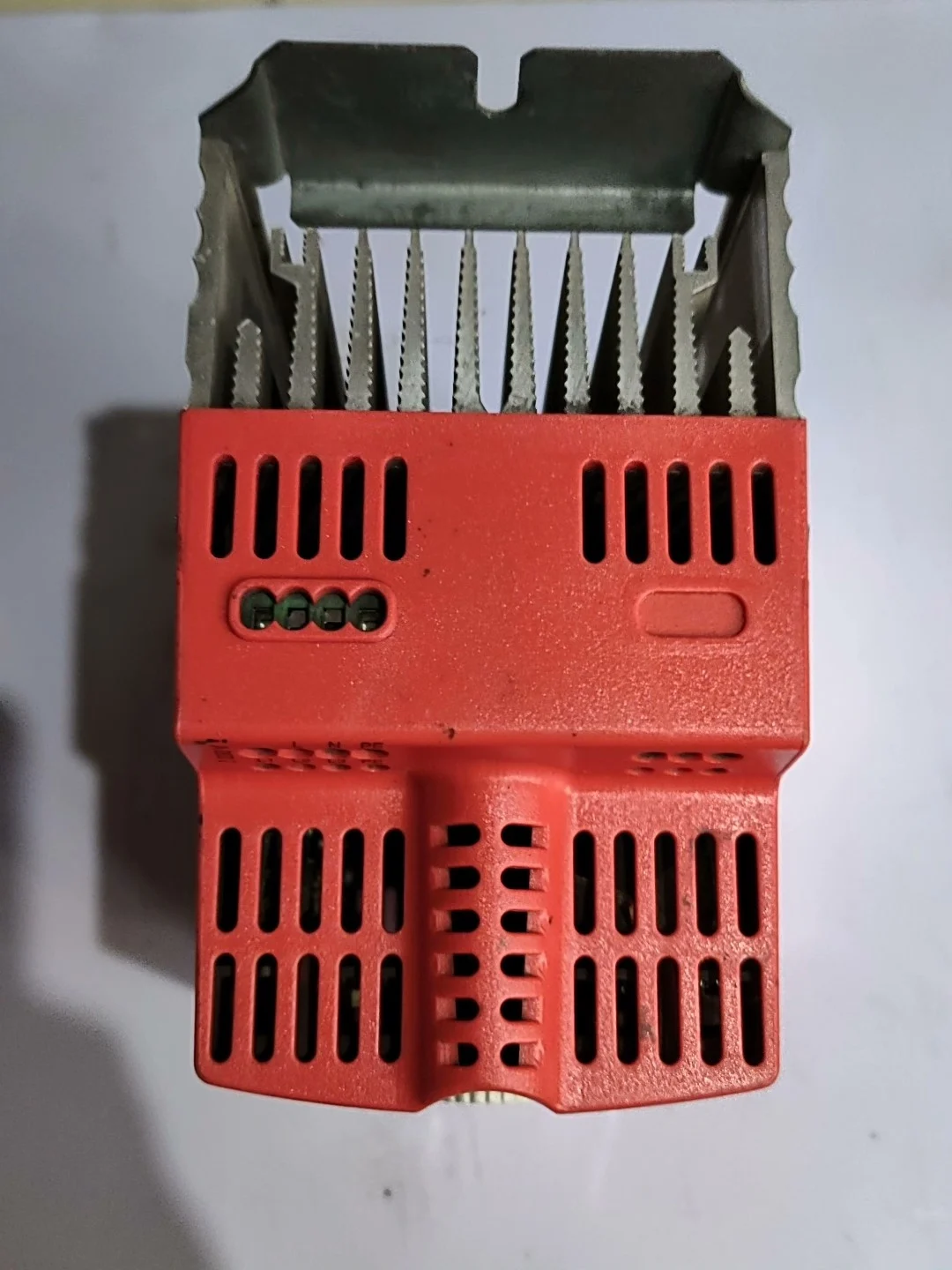 MC07A005-2B1-4-00 อินเวอร์เตอร์สําหรับเย็บ MC07A005-2B1-4-00