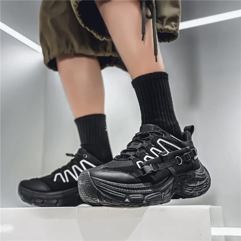 

Men's Outdoor Climbing Shoes Breathable Mesh Slip-On round Toe Rubber Outsole Comfortable Leisure Footwear for Daily Use