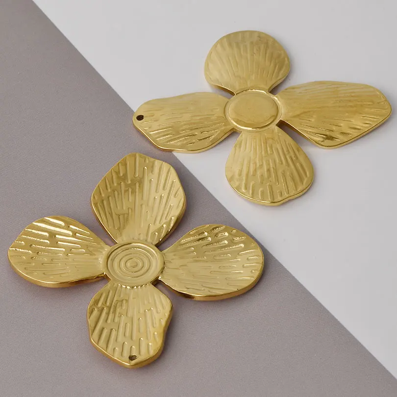 Real Gold Plated Stainless Steel Plant Charms 10pcs/Lot Coral Tree Hollow Leaves Flower Pendants Diy Making Necklace Jewelry