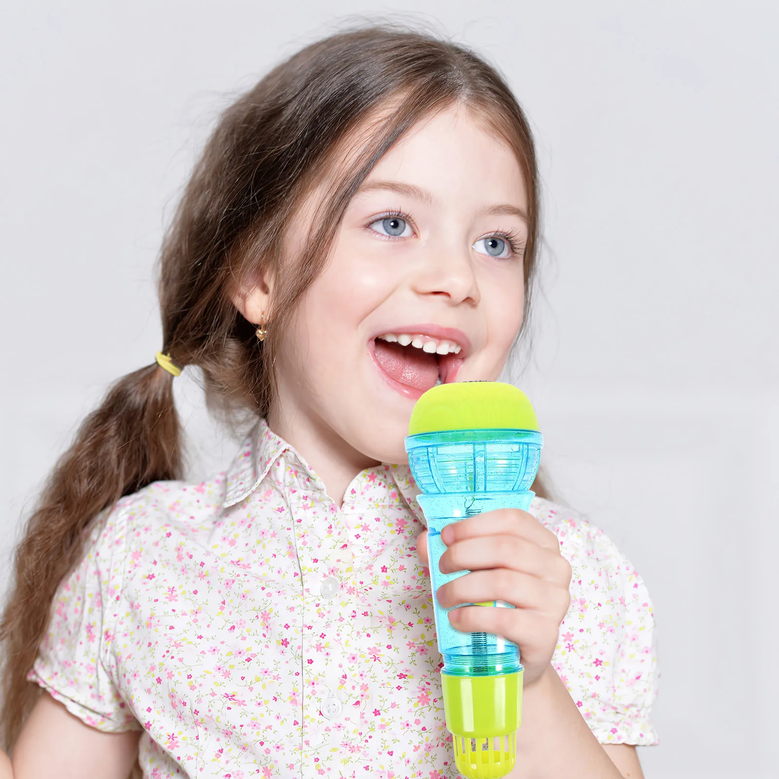 Kids Pretend Play Microphone Simulation Singing Prop Lightweight Safe for Stage Performance Cosplay and Party Favors