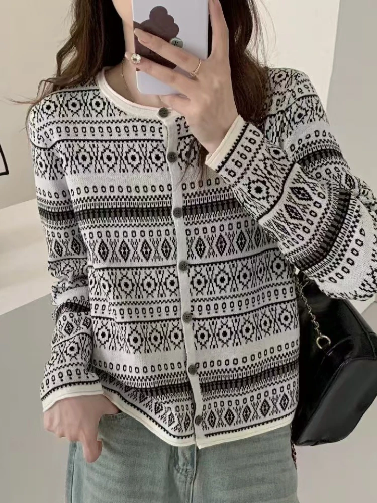 

Модные винтажные свитера, однобортный кардиган контрастного цвета с длинными рукавами, универсальные вязаные топы, женская одежда с небольшим ароматом