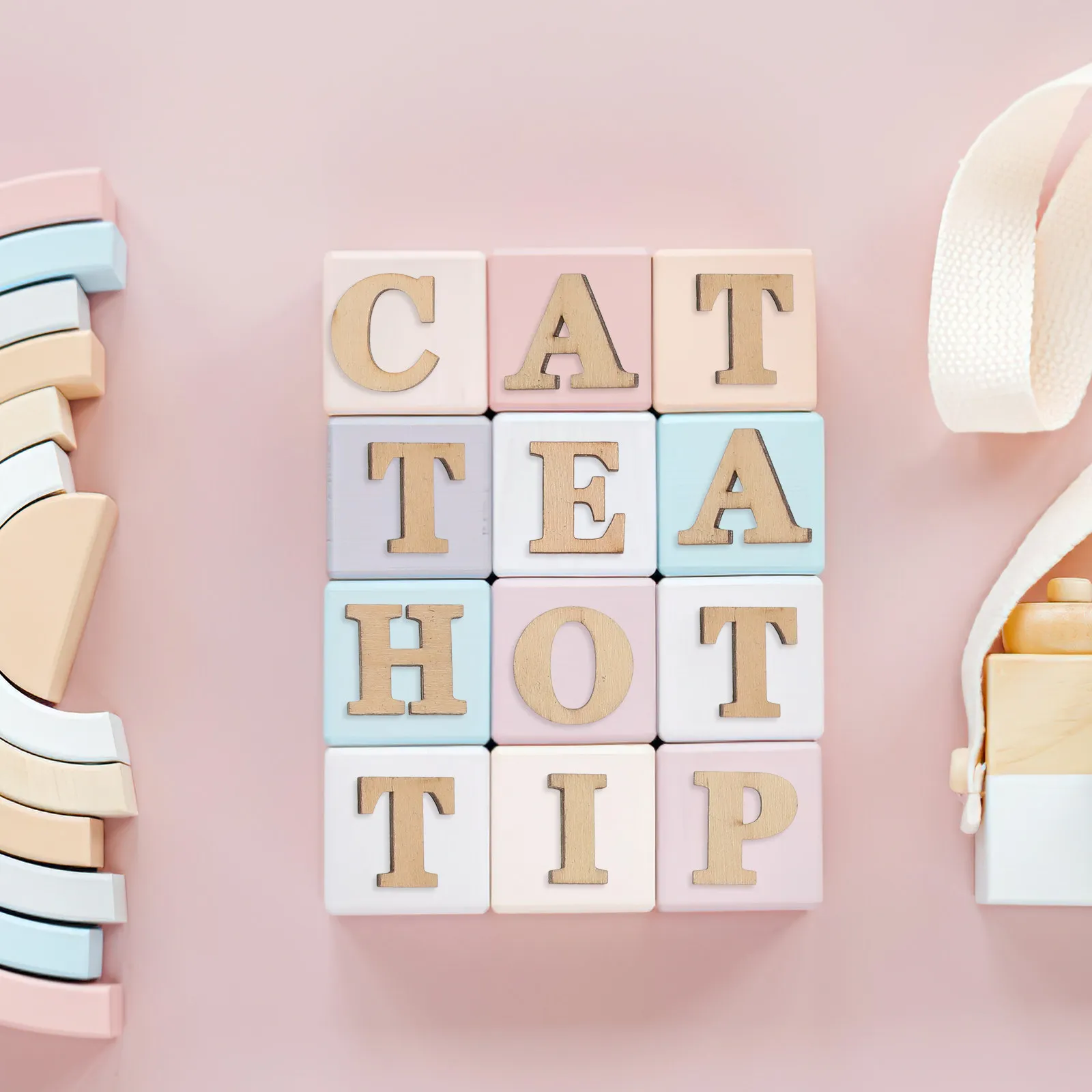 

36 деревянных букв и цифр для скрапбукинга, поделок и декора